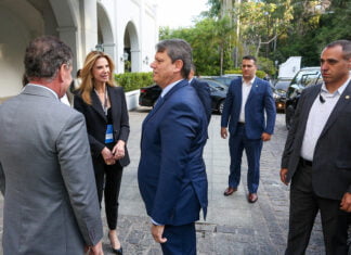 Governador destaca atuação conjunta do setor público para estimular desenvolvimento