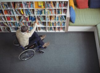 Governo de SP disponibiliza livros acessíveis gratuitos para pessoas com deficiência