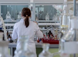 SP tem inscrições abertas para mais de 70 bolsas da Fapesp de até R$ 8.479,20 por mês