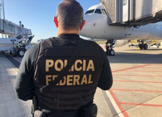 Em ações distintas, PF apreende passaporte falso e 20 kg de cocaína