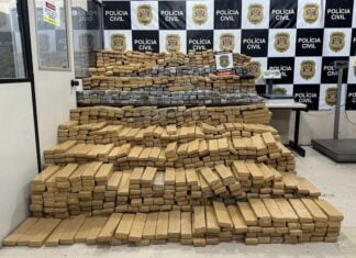 Polícia prende suspeito com mais de 2 mil tijolos de maconha na Marginal Pinheiros