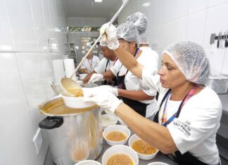 Programa de geração de renda da Prefeitura de São Paulo forma mais de 200 pessoas nesta semana