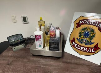 Polícia prende homem com cocaína liquida no Aeroporto de Viracopos