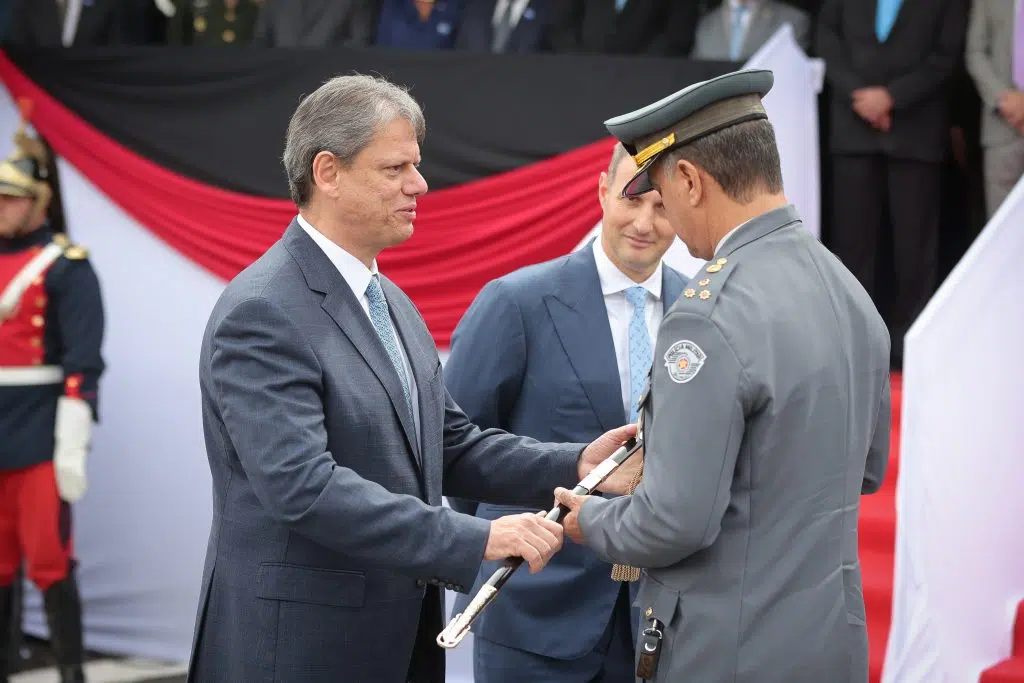 Coronel-Coutinho-assume-comando-da-Policia-Militar-1024x683.jpg