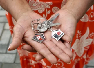Casa Paulista entrega regularização fundiária de 570 moradias em Mococa