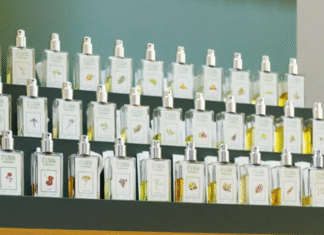 Biblioteca Mário Schenberg recebe exposição internacional de perfumaria nesta terça-feira (10), veja a programação completa