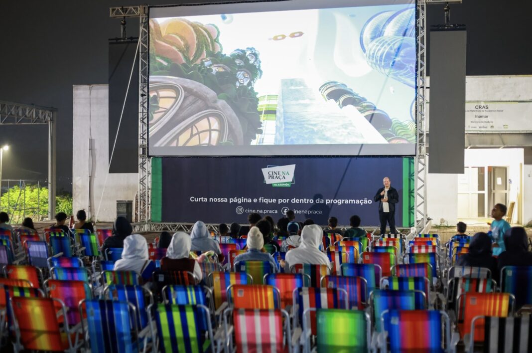 Cine na Praça no Parque do Povo (São Paulo/SP) - Foto: Divulgação / Guilherme Oliveira e Angelina Colicchio – Agência Taga