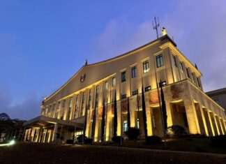 Palácio dos Bandeirantes ganha iluminação amarela no Dia Mundial da Prevenção ao Suicídio