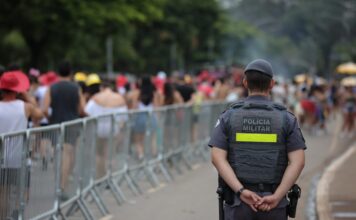 Carnaval: esquema de segurança da Polícia de SP tem mais de 5 mil agentes nos blocos de rua e Sambódromo neste sábado (14)