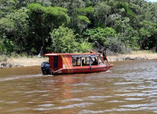 NOTA À IMPRENSA: naufrágio no encontro das águas em Manaus