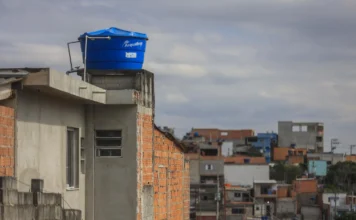 Entenda como funciona o programa que distribui caixas d’água gratuitamente à população da Grande São Paulo e Baixada Santista