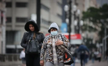Frente fria atinge SP com mais força neste fim de semana; veja como ficam temperaturas nas principais regiões do estado