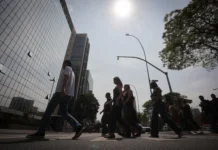 Saiba os cuidados que devem ser adotados durante o calor intenso